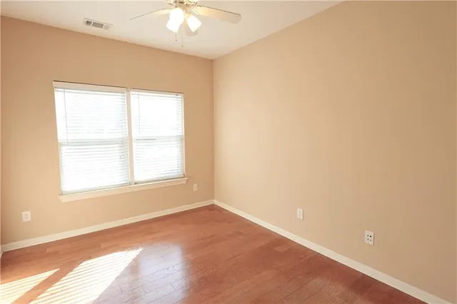 $2,295 | 7711 Soaring Eagle Drive, Flowery Branch, GA 30542