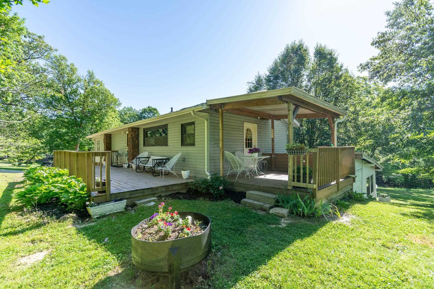 7117 South Harmony Road Bloomington, IN 47403 - Photo 2 of 35 Gallery Image 2