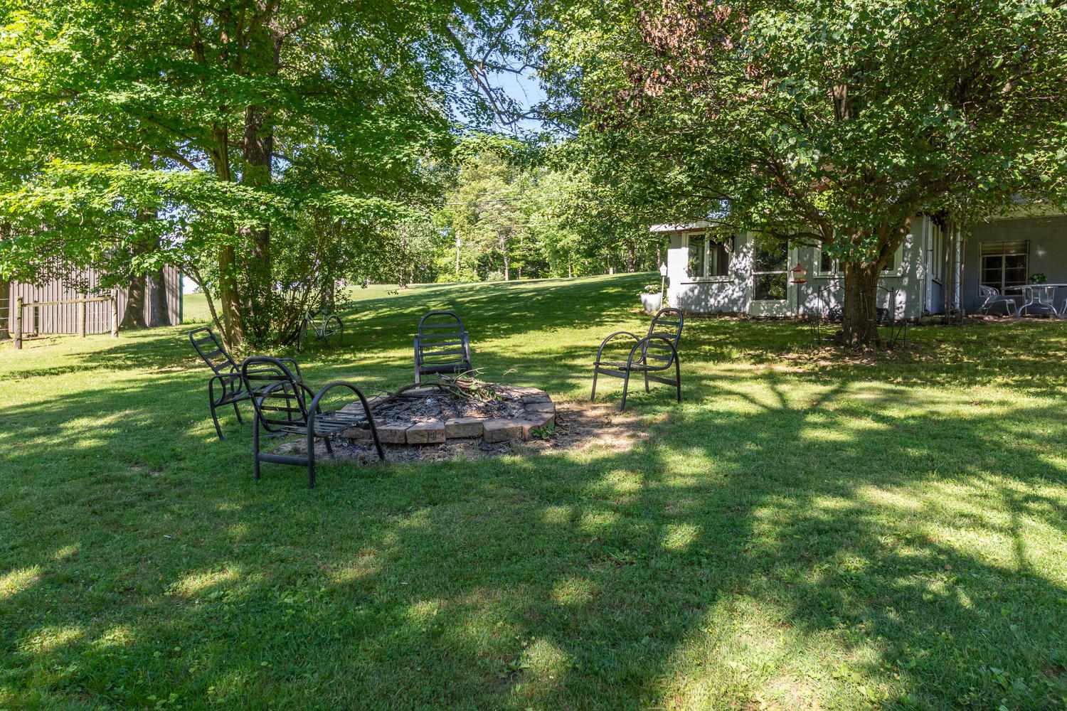 7117 South Harmony Road Bloomington, IN 47403 - Photo 33 of 35 Gallery Image 33