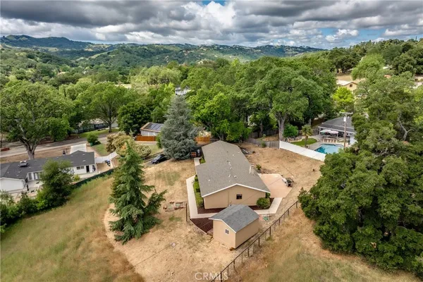 $749,999 | 6055 Flores Road, Atascadero, CA 93422