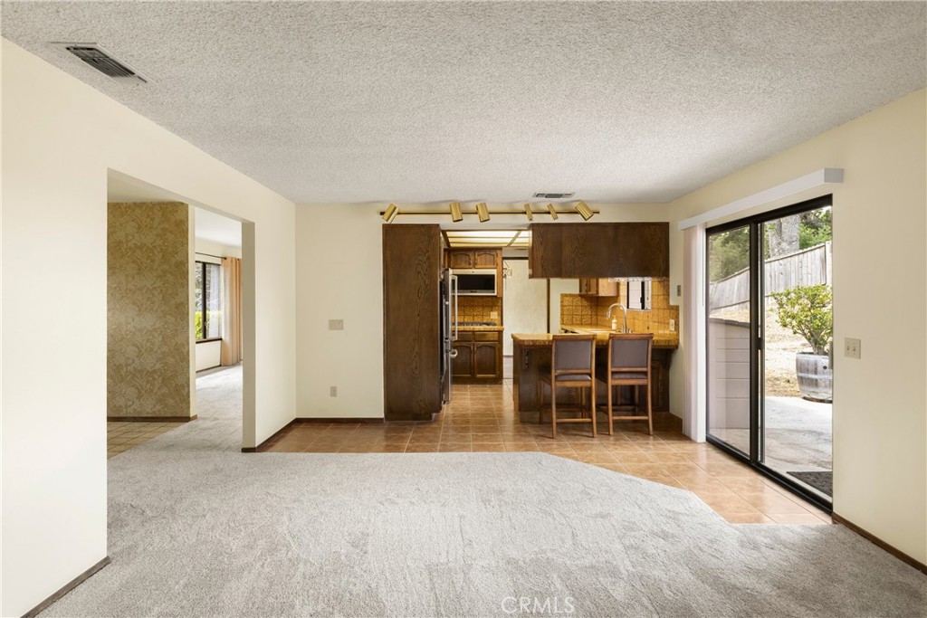 6055 Flores Road Atascadero, CA 93422 - Photo 22 of 33