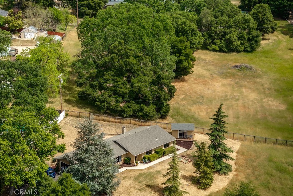 6055 Flores Road Atascadero, CA 93422 - Photo 5 of 33