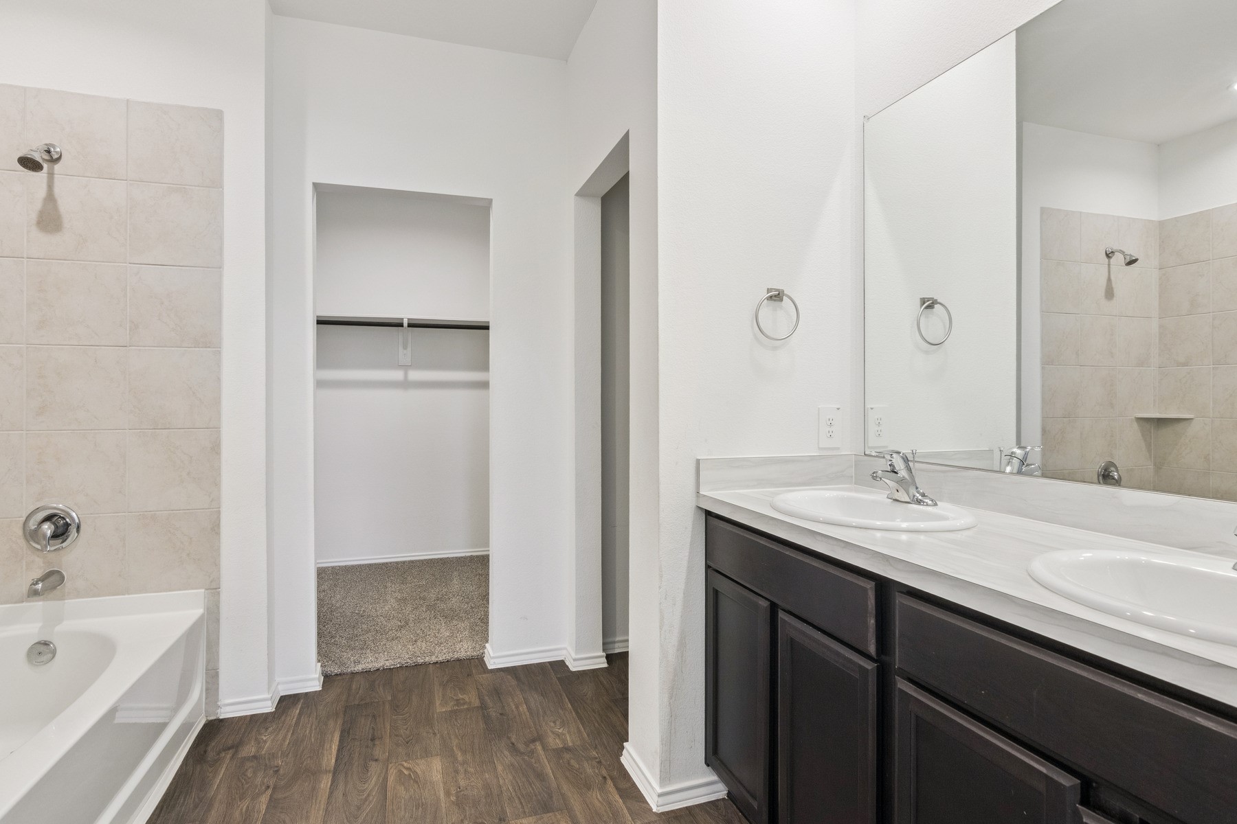 22431 Gilded Peak Lane Spring, TX 77373 - Photo 11 of 18 Another view of primary bath