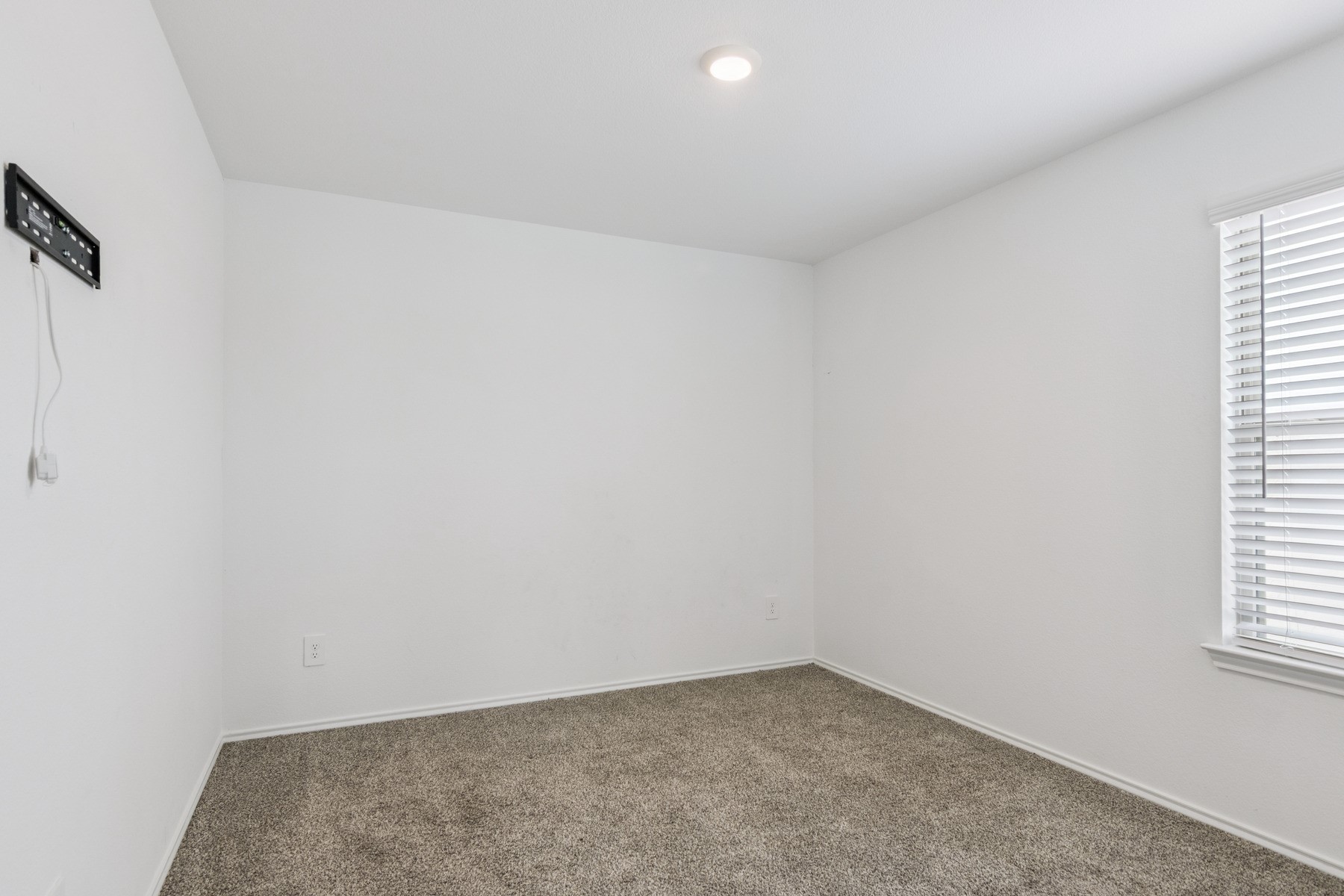 22431 Gilded Peak Lane Spring, TX 77373 - Photo 15 of 18 Secondary bedroom #2 upstairs