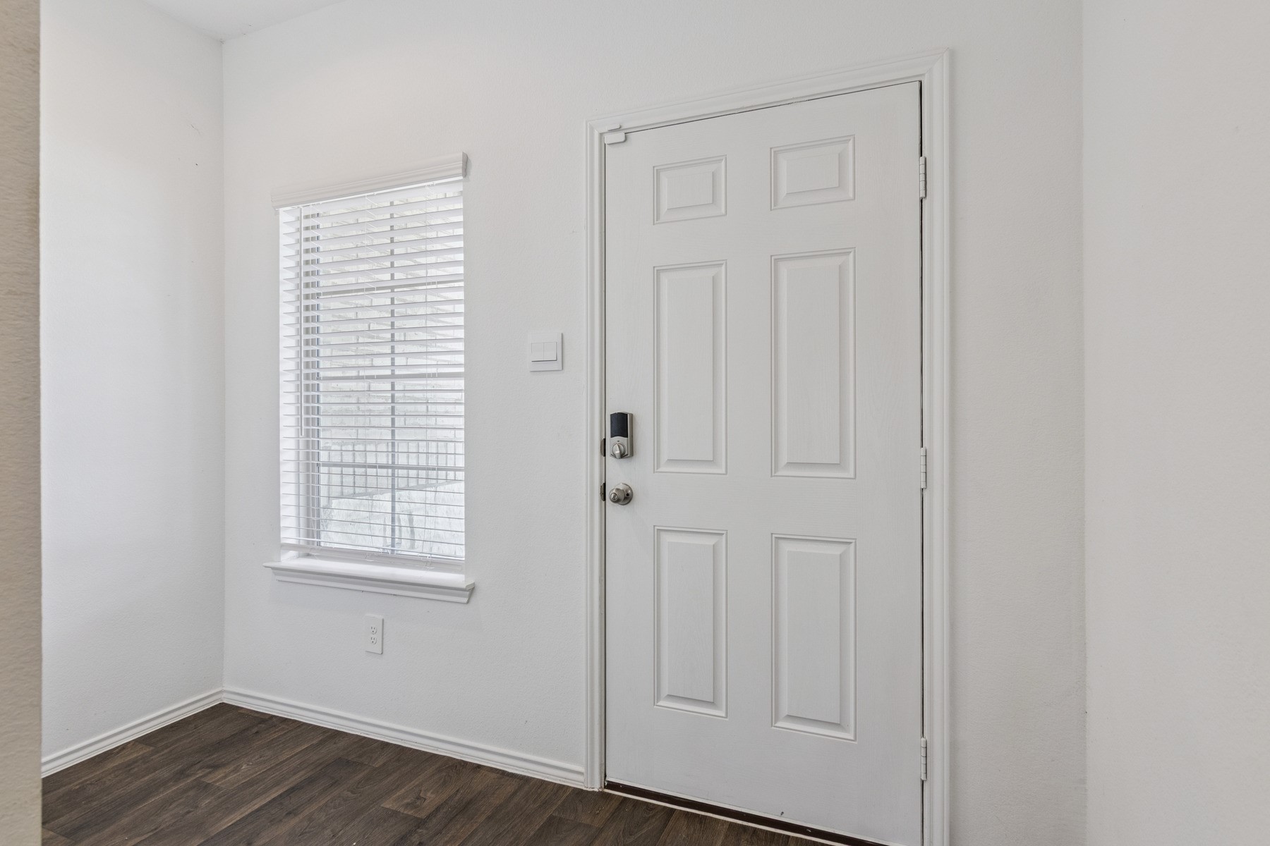 22431 Gilded Peak Lane Spring, TX 77373 - Photo 5 of 18 Entry