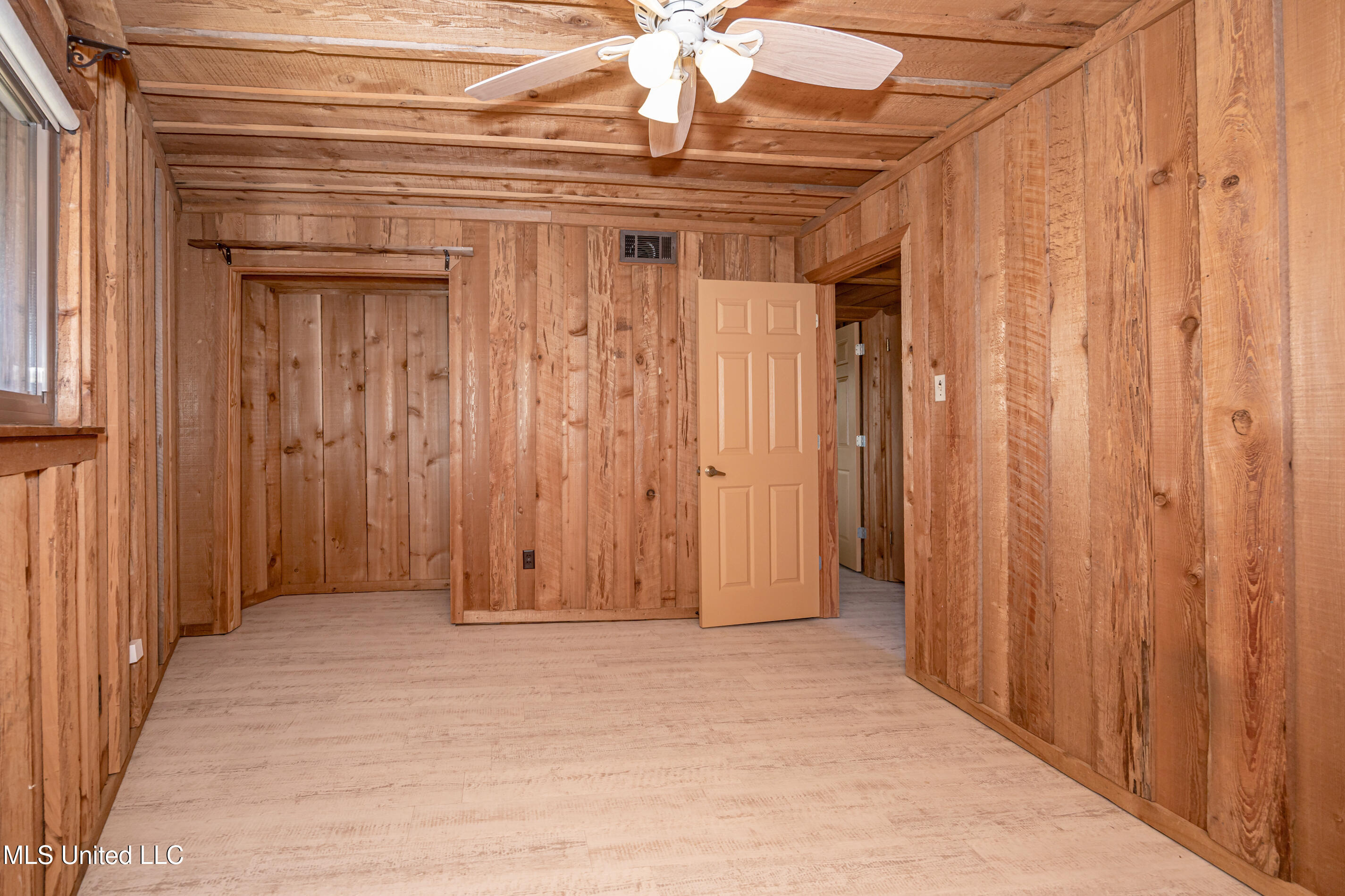 7417 Bluff Point Road Gautier, MS 39553 - Photo 17 of 91 IMG_4600