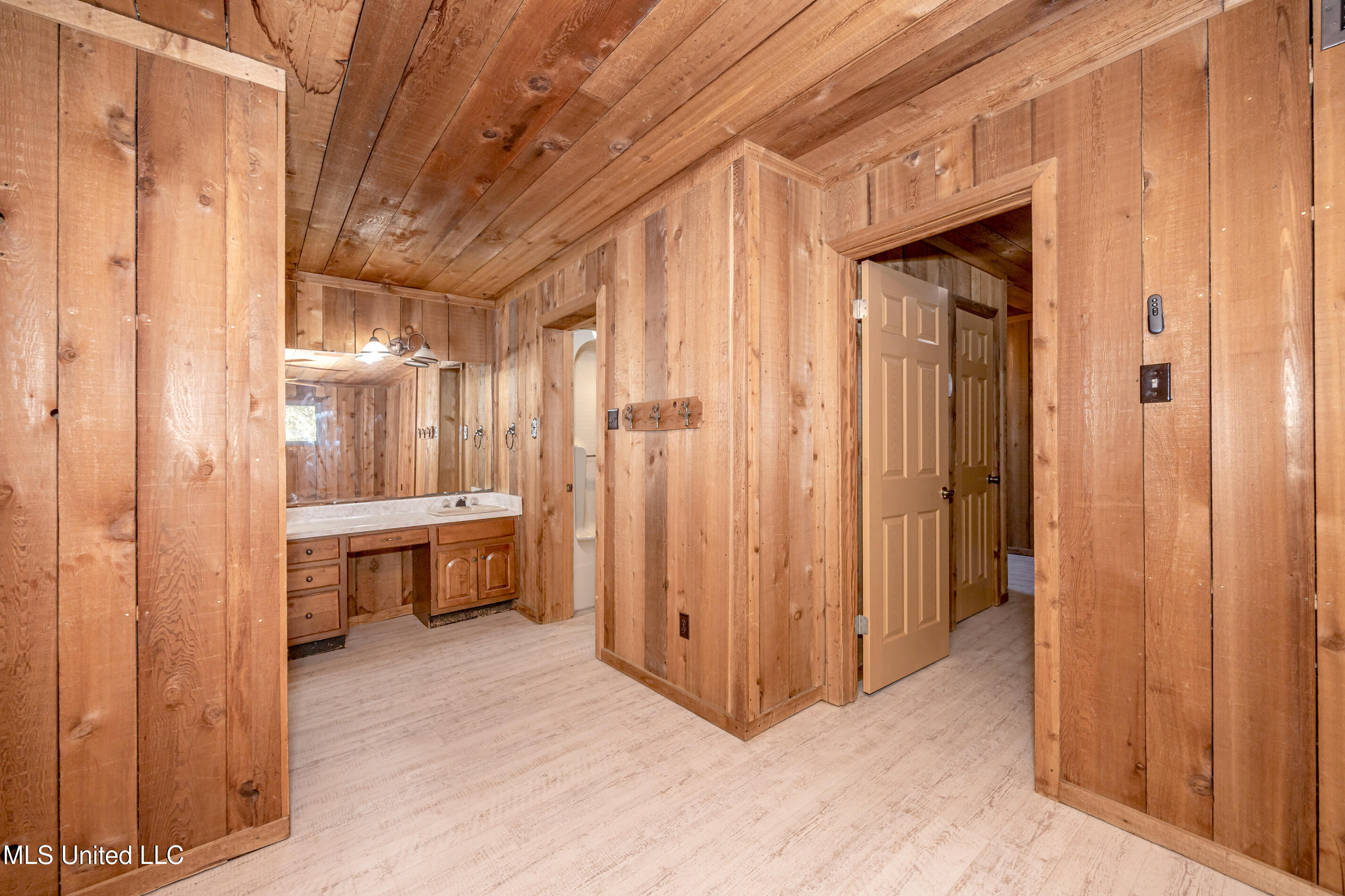 7417 Bluff Point Road Gautier, MS 39553 - Photo 28 of 91 IMG_4613