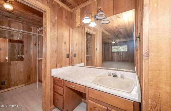 $345,000 | 7417 Bluff Point Road, Gautier, MS 39553