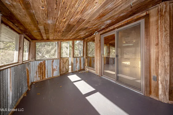 $345,000 | 7417 Bluff Point Road, Gautier, MS 39553