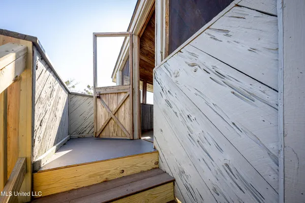 $345,000 | 7417 Bluff Point Road, Gautier, MS 39553