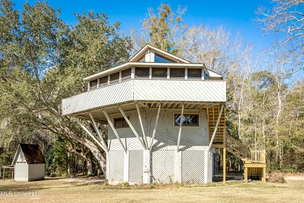 $345,000 | 7417 Bluff Point Road, Gautier, MS 39553