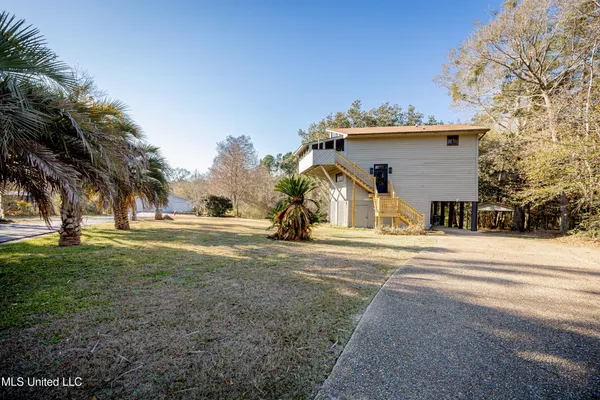 $345,000 | 7417 Bluff Point Road, Gautier, MS 39553