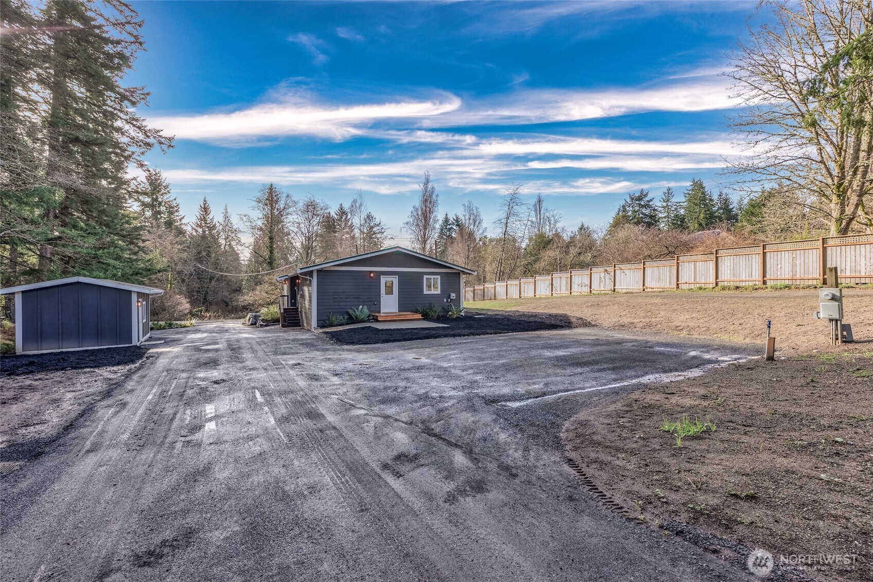 11828 Cove Road Southwest Vashon, WA 98070 - Photo 33 of 37