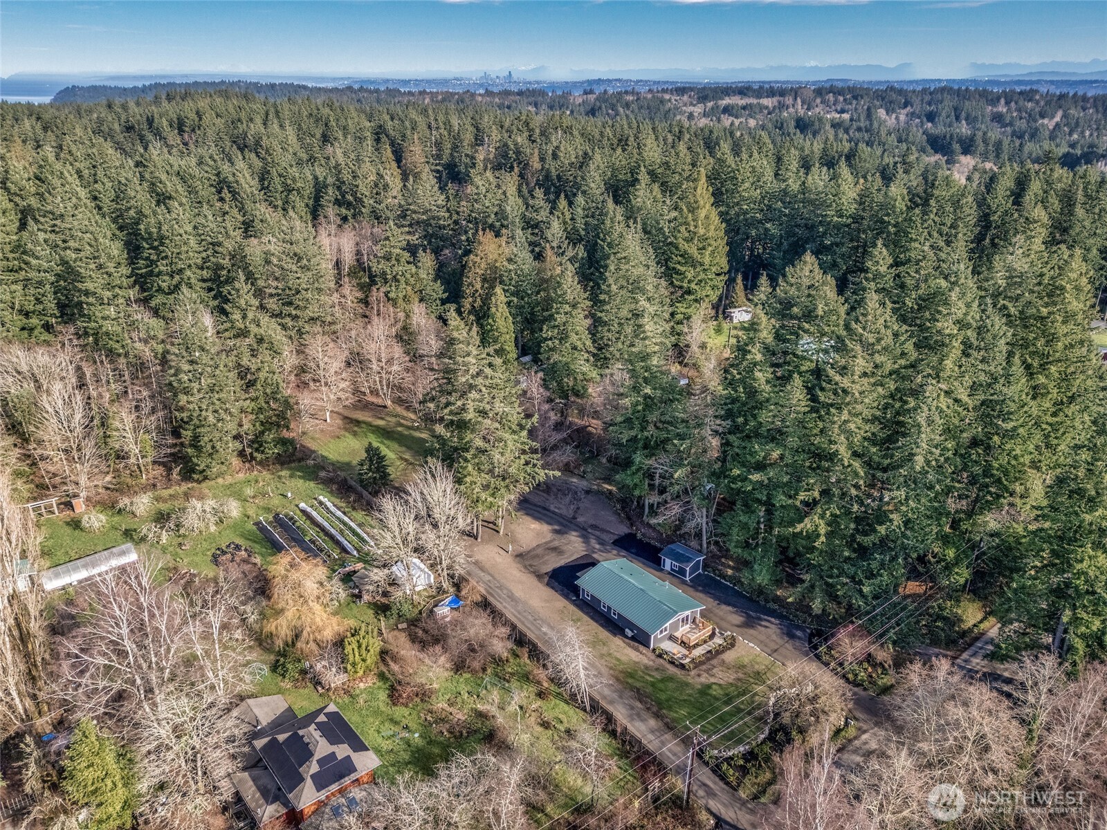 11828 Cove Road Southwest Vashon, WA 98070 - Photo 35 of 37