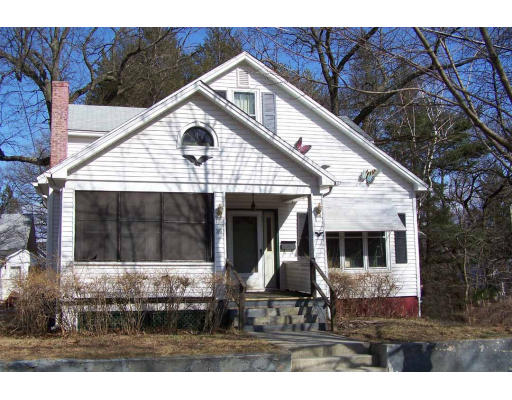 35 Elizabeth Street Springfield, MA 01109 - Photo 1 of 11