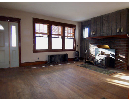 35 Elizabeth Street Springfield, MA 01109 - Photo 5 of 11