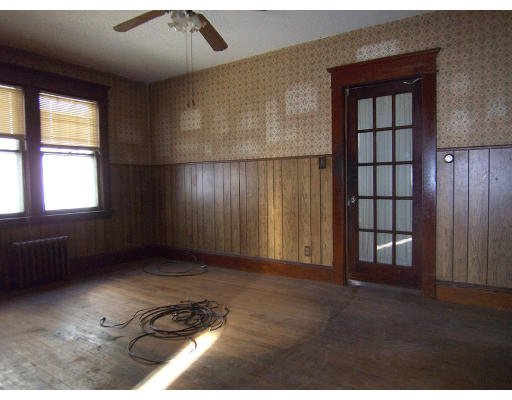 35 Elizabeth Street Springfield, MA 01109 - Photo 8 of 11