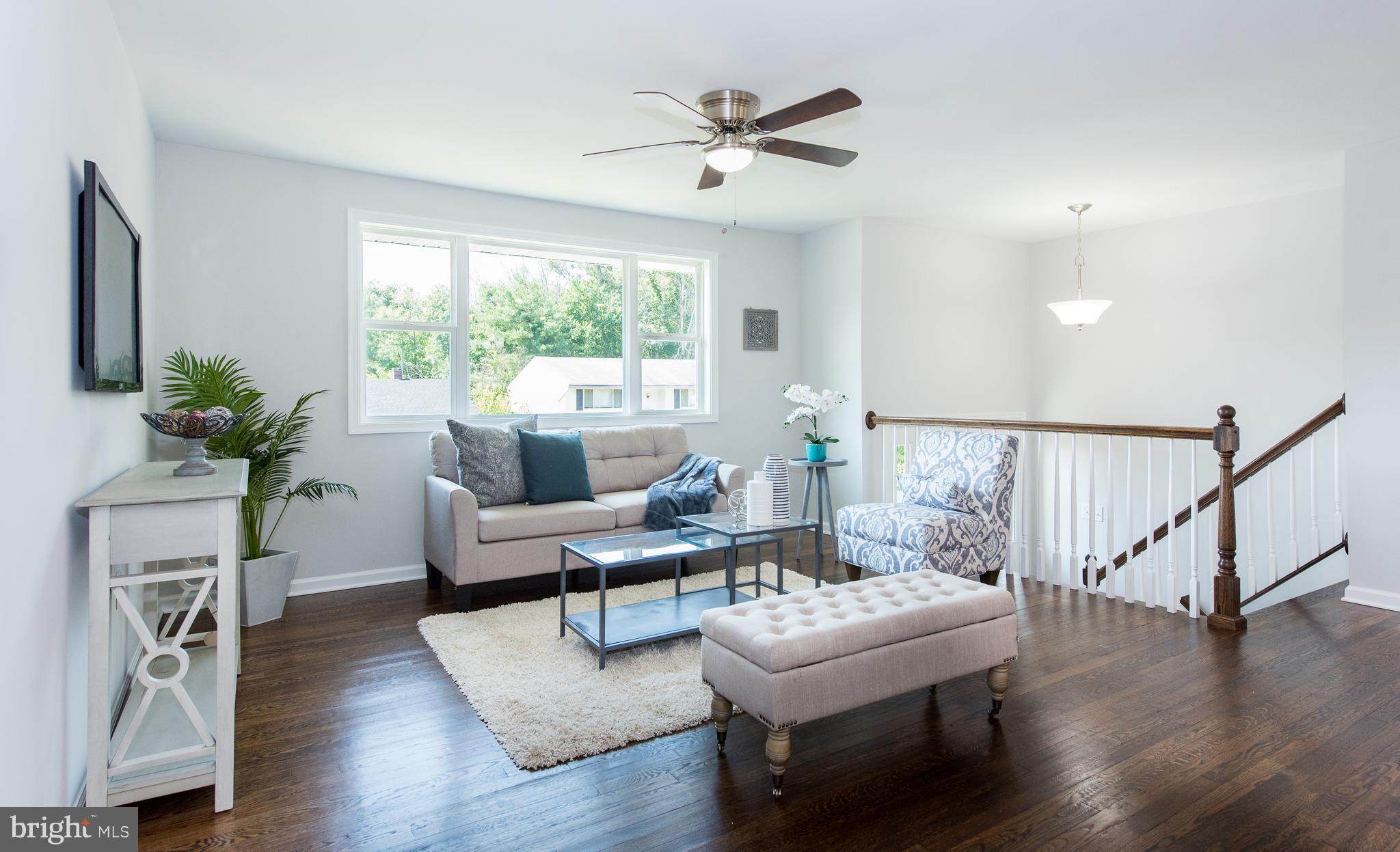 8502 Lucerne Road Randallstown, MD 21133 - Photo 3 of 30 Living Room