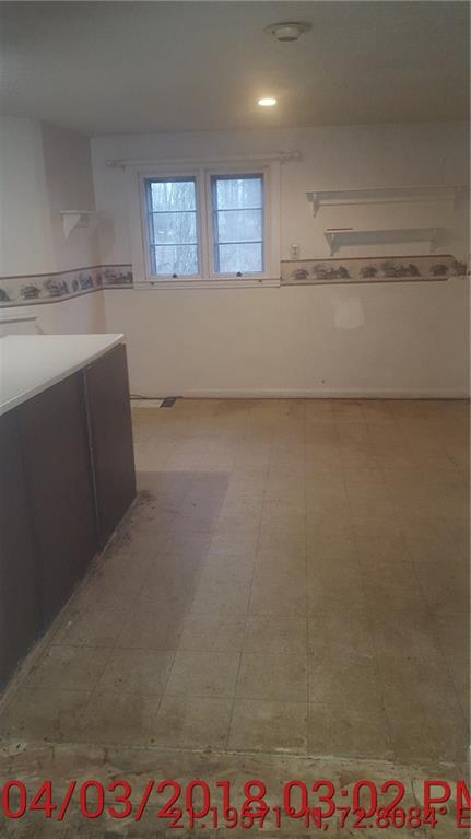 8193 West Deaver Road Columbus, IN 47201 - Photo 17 of 19 Gallery Image 17