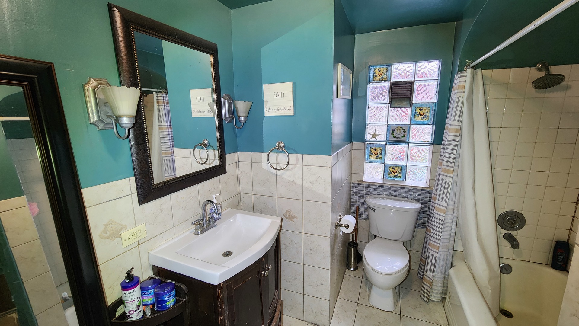 6544 Pershing Road Berwyn, IL 60402 - Photo 9 of 13 Gallery Image 9
