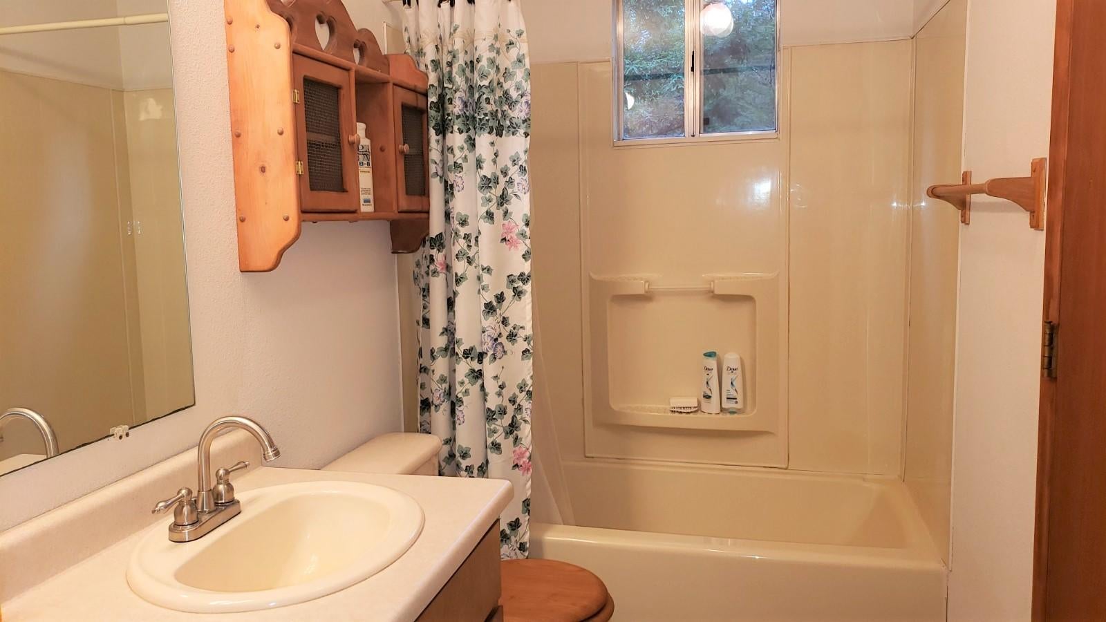 185 Griffin Road Grants Pass, OR 97527 - Photo 26 of 36 20201221_145933
