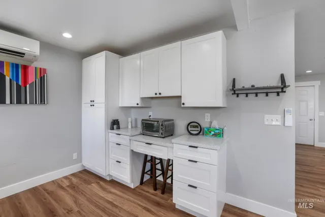 $500,000 | 513 West 2100th Street South, Oakley, ID 83346