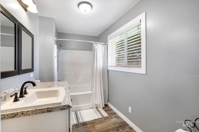 $500,000 | 513 West 2100th Street South, Oakley, ID 83346