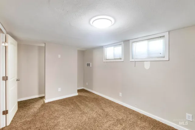 $500,000 | 513 West 2100th Street South, Oakley, ID 83346