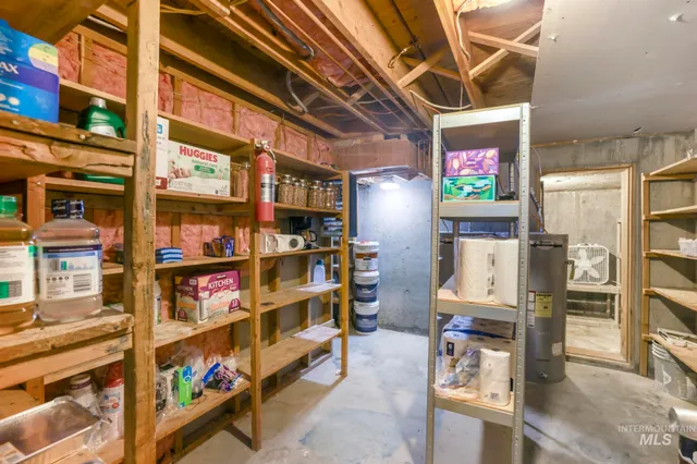 $500,000 | 513 West 2100th Street South, Oakley, ID 83346