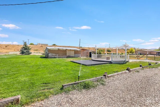 $500,000 | 513 West 2100th Street South, Oakley, ID 83346