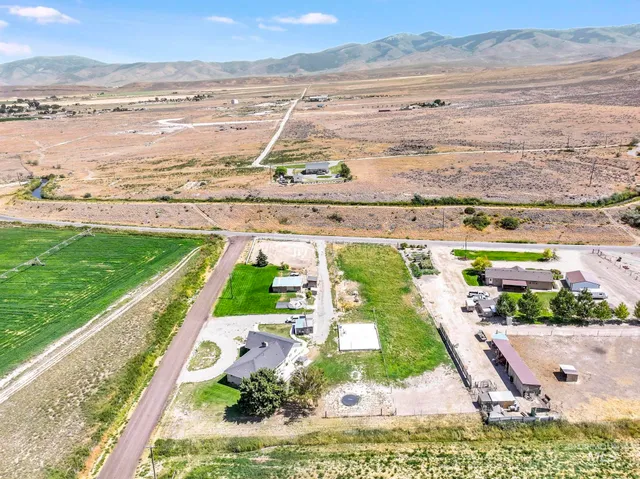 $500,000 | 513 West 2100th Street South, Oakley, ID 83346