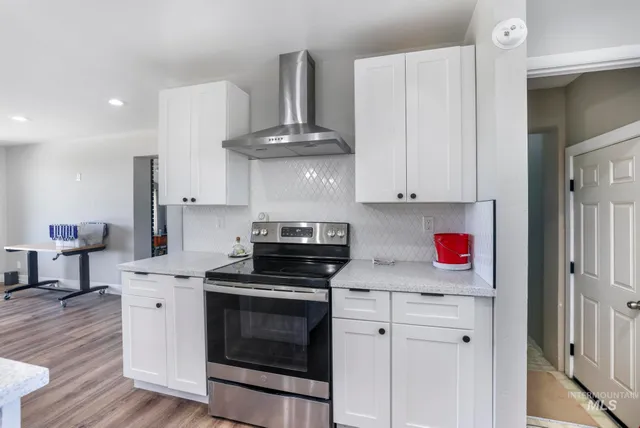 $500,000 | 513 West 2100th Street South, Oakley, ID 83346