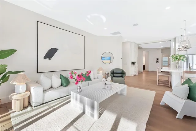 $2,095,000 | 981 Tierra Lago Way, Naples, FL 34119