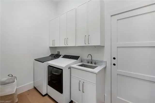 $2,095,000 | 981 Tierra Lago Way, Naples, FL 34119