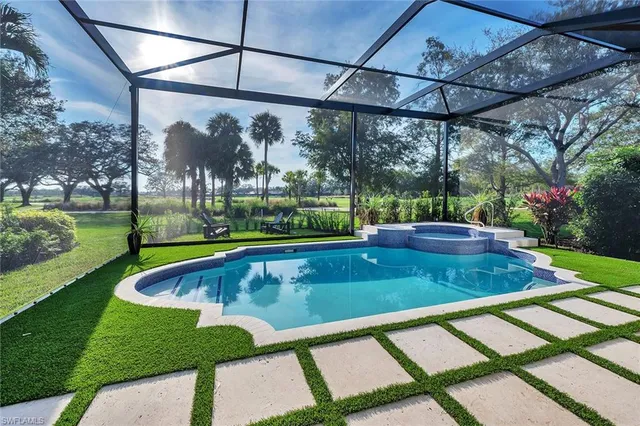 $2,095,000 | 981 Tierra Lago Way, Naples, FL 34119