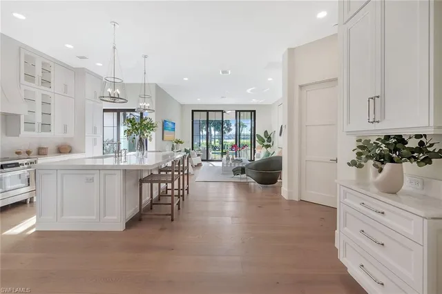 $2,095,000 | 981 Tierra Lago Way, Naples, FL 34119