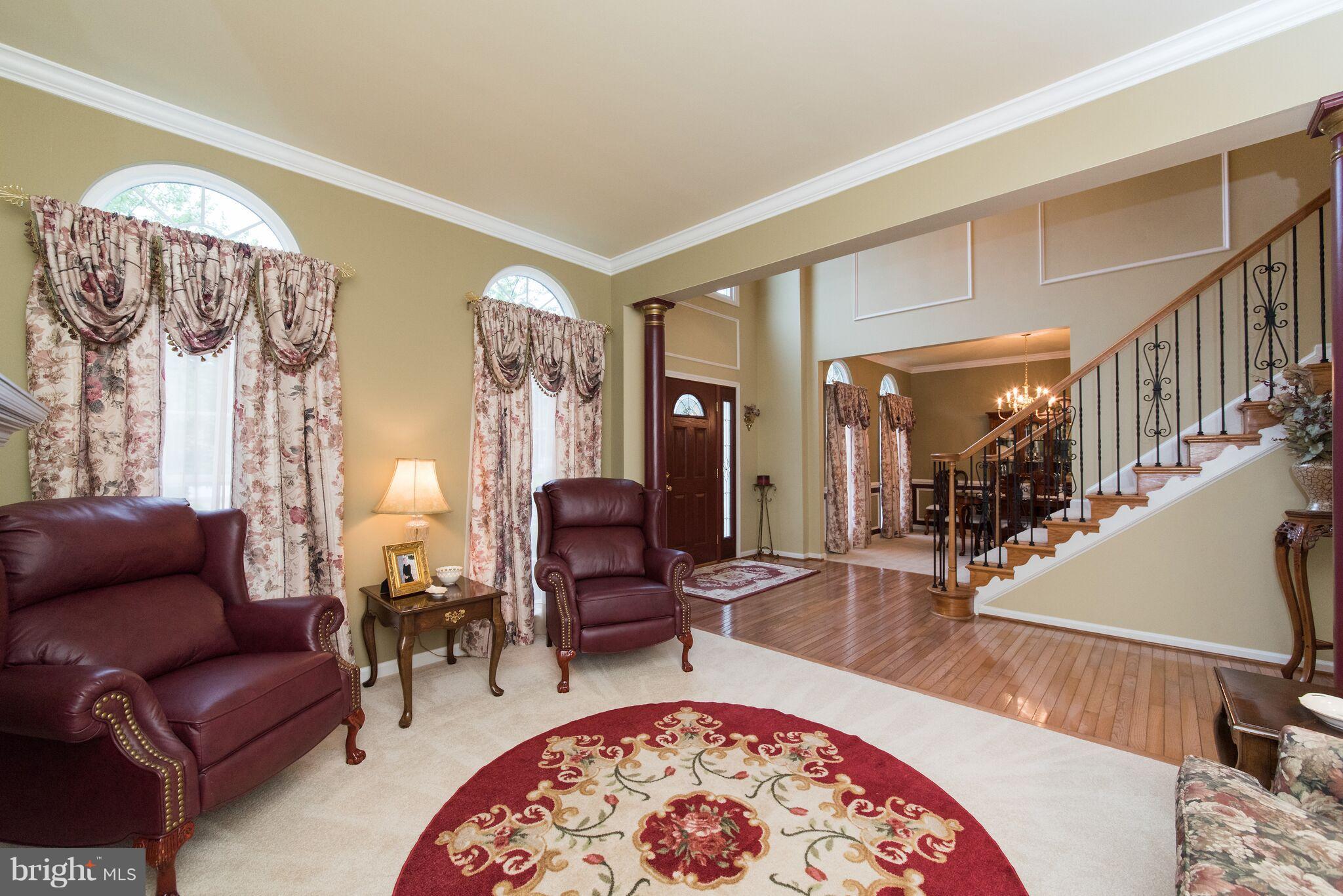 5961 Sandy Ridge Elkridge, MD 21075 - Photo 5 of 30 Living Room