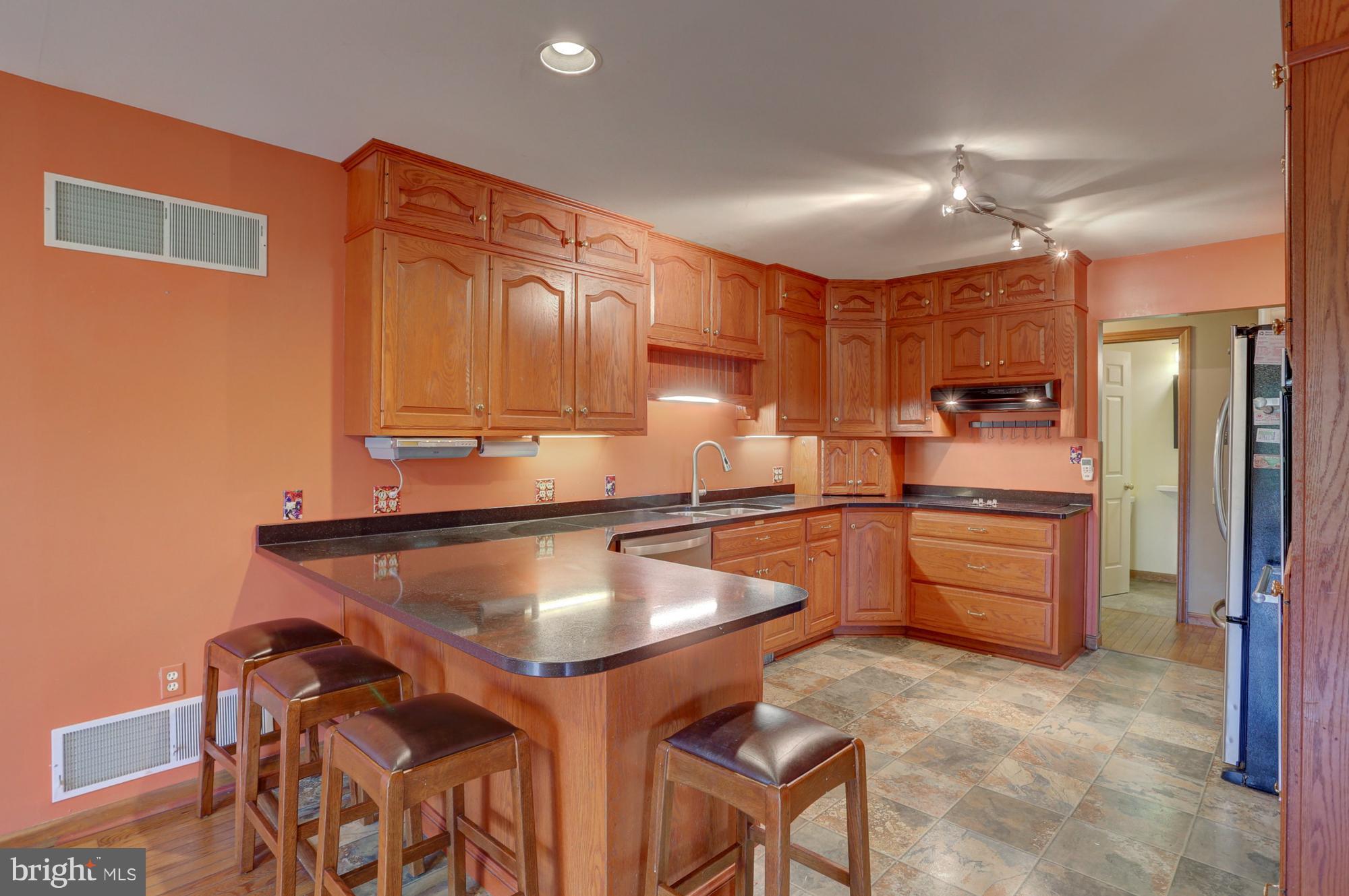 1041 Trail Road North Elizabethtown, PA 17022 - Photo 16 of 65 Gallery Image 16