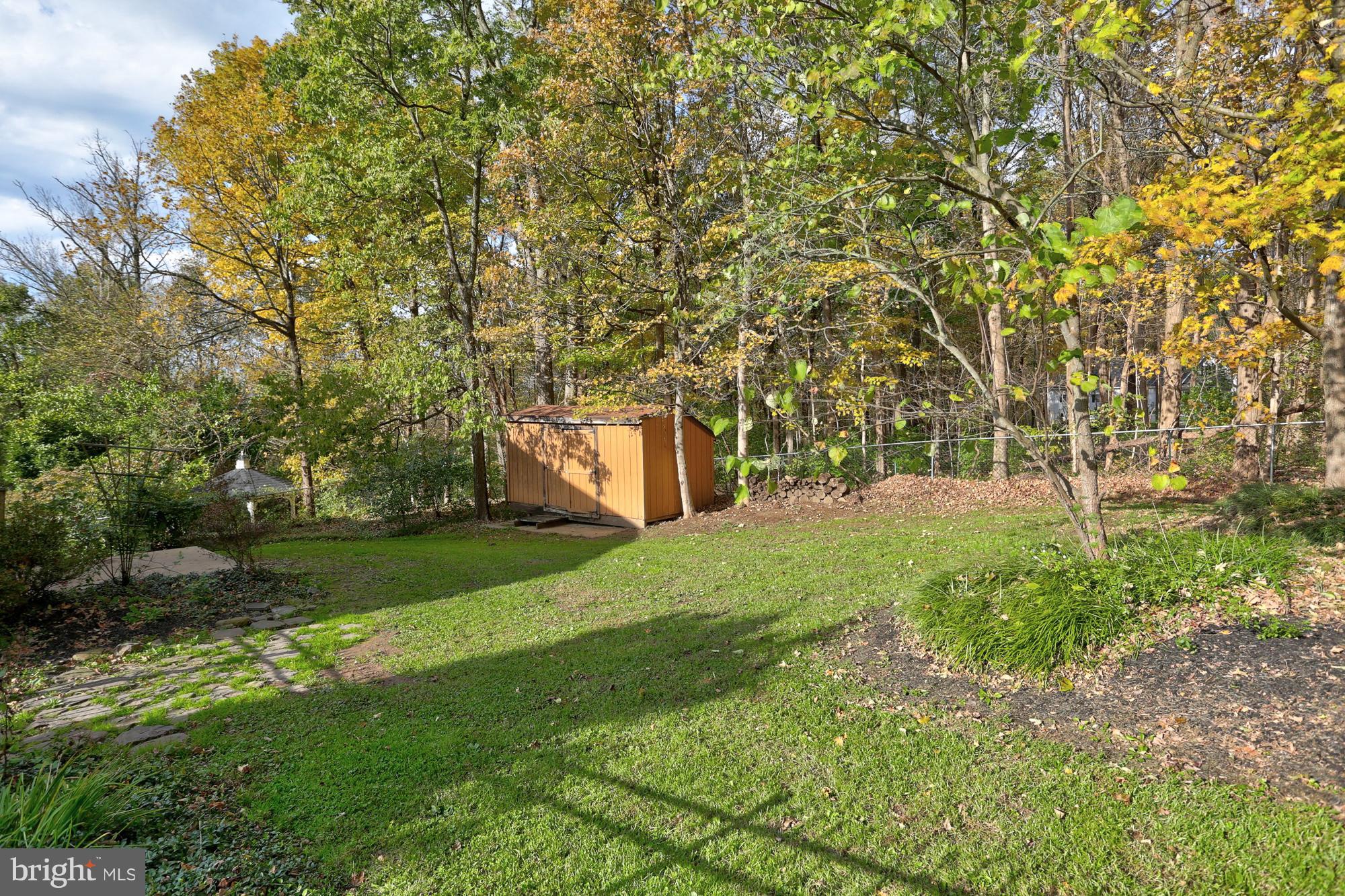 1041 Trail Road North Elizabethtown, PA 17022 - Photo 8 of 65 Gallery Image 8