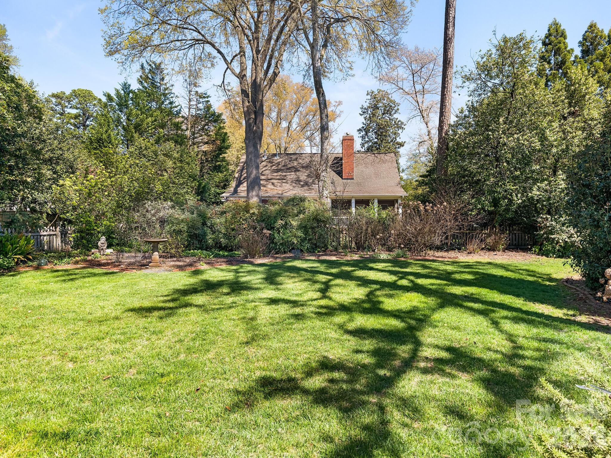 3021 Crosby Road Charlotte, NC 28211 - Photo 32 of 35 Gallery Image 32