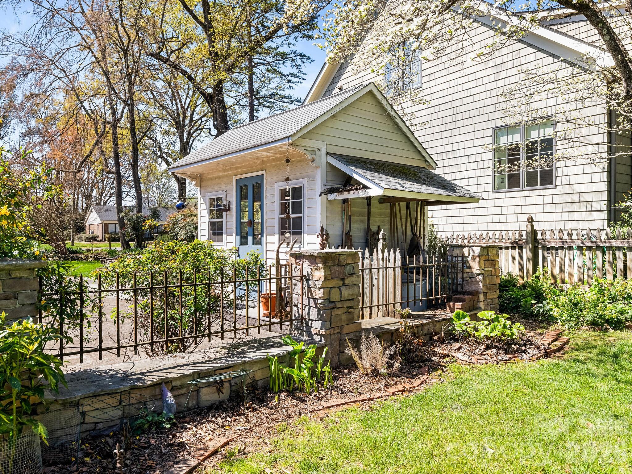 3021 Crosby Road Charlotte, NC 28211 - Photo 35 of 35 Gallery Image 35