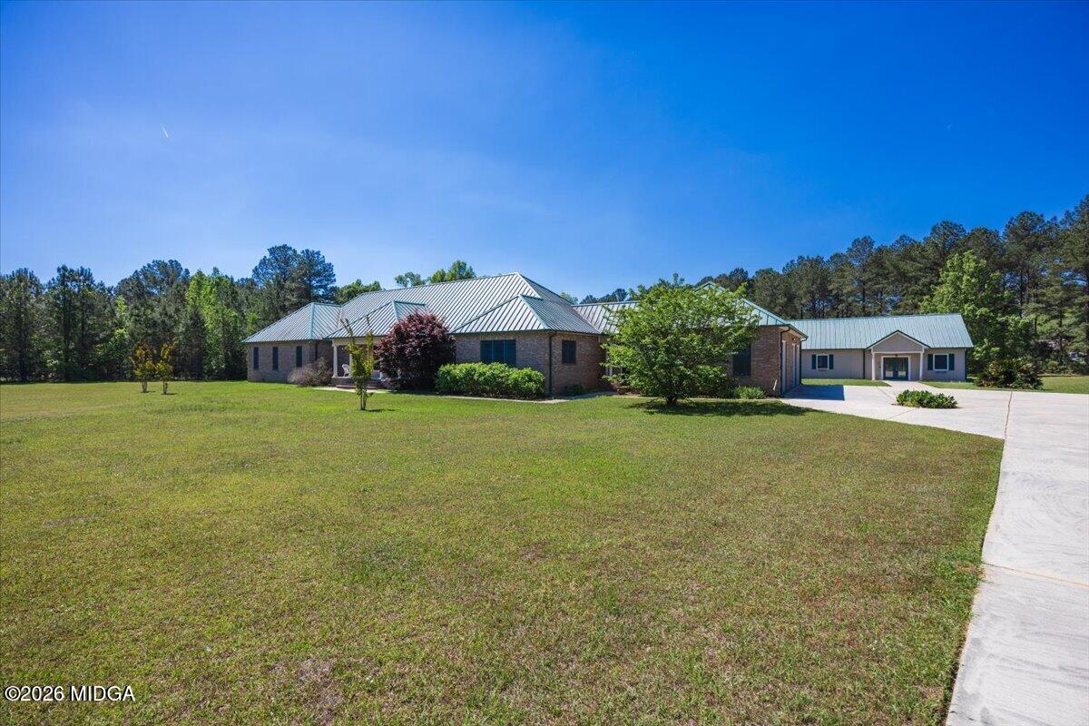 2415 Elko Road Elko, GA 31025 - Photo 2 of 57 Front yard
