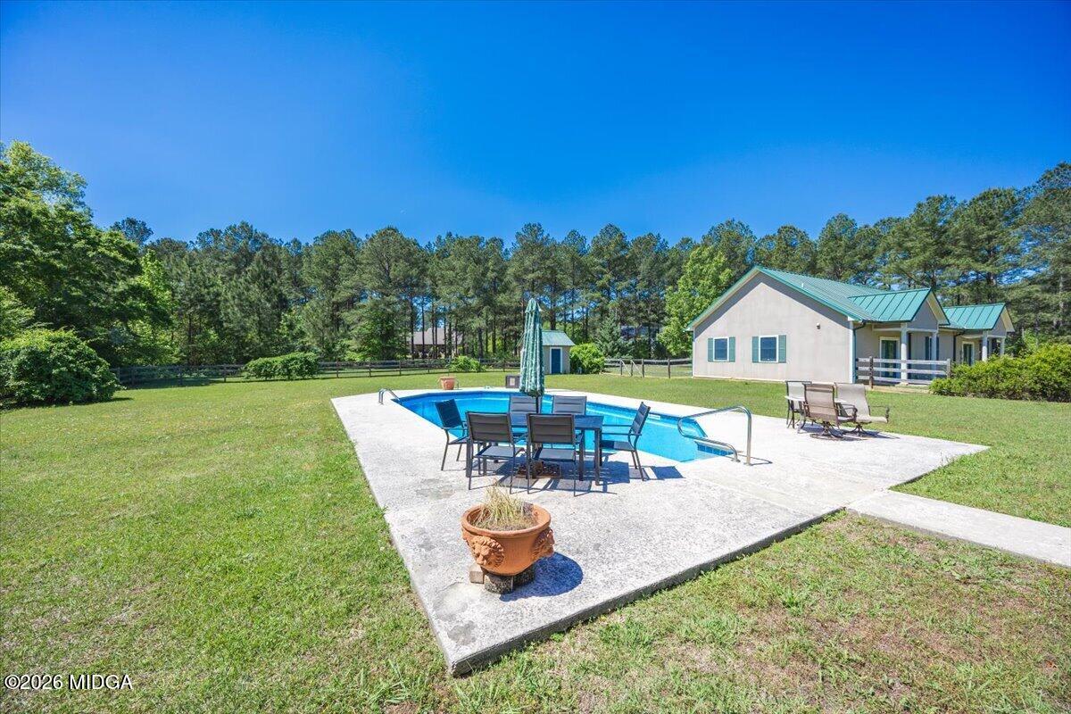 2415 Elko Road Elko, GA 31025 - Photo 50 of 57 Pool/Workshop