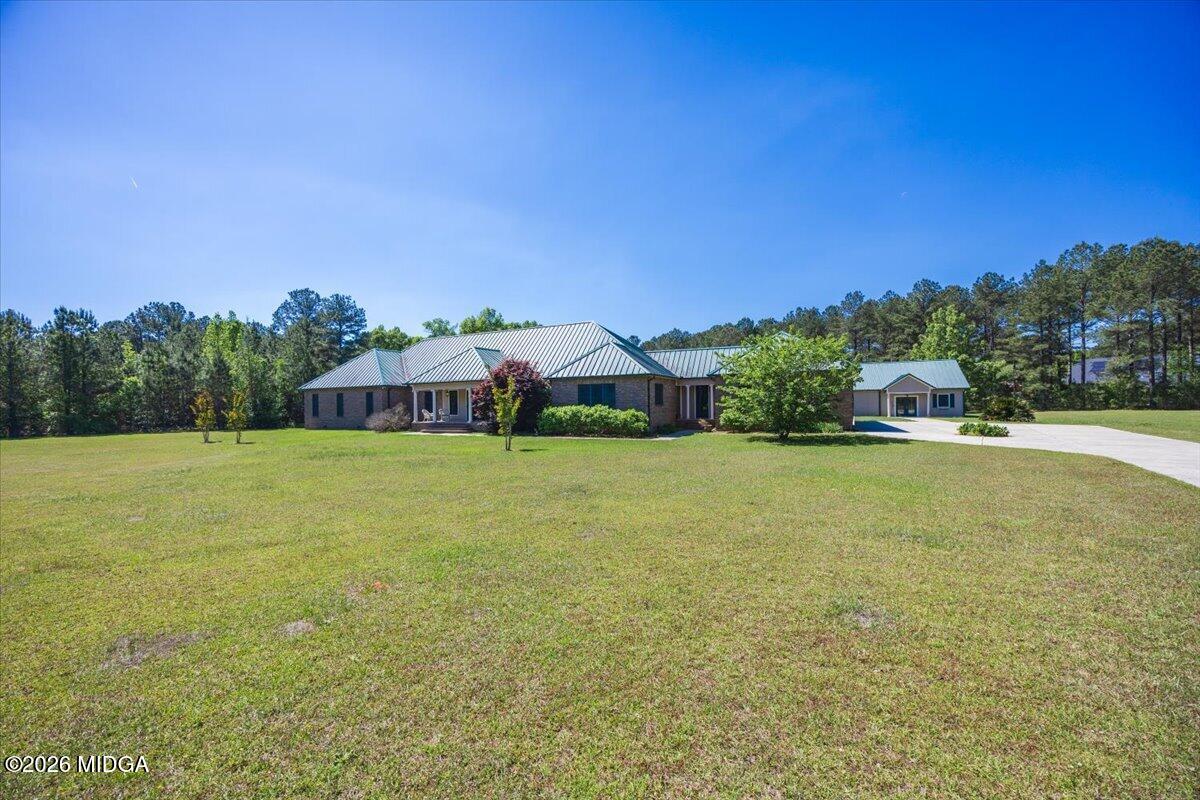 2415 Elko Road Elko, GA 31025 - Photo 56 of 57 Front yard