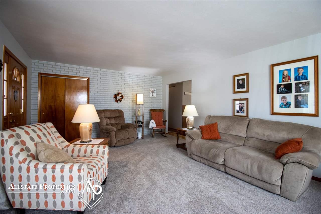 2271 South Vassar Road Davison, MI 48423 - Photo 4 of 48 50036407-3.JPG