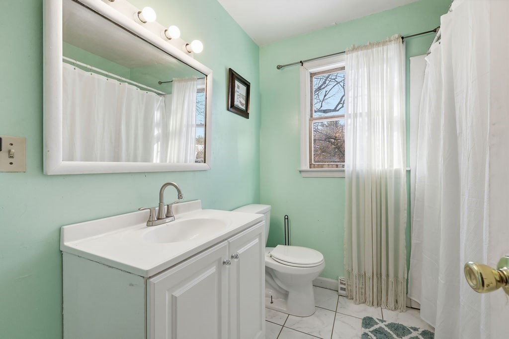 108 Barre Street Springfield, MA 01119 - Photo 18 of 23