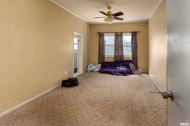 $77,000 | 1500 West Tyler Street, Herrin, IL 62948