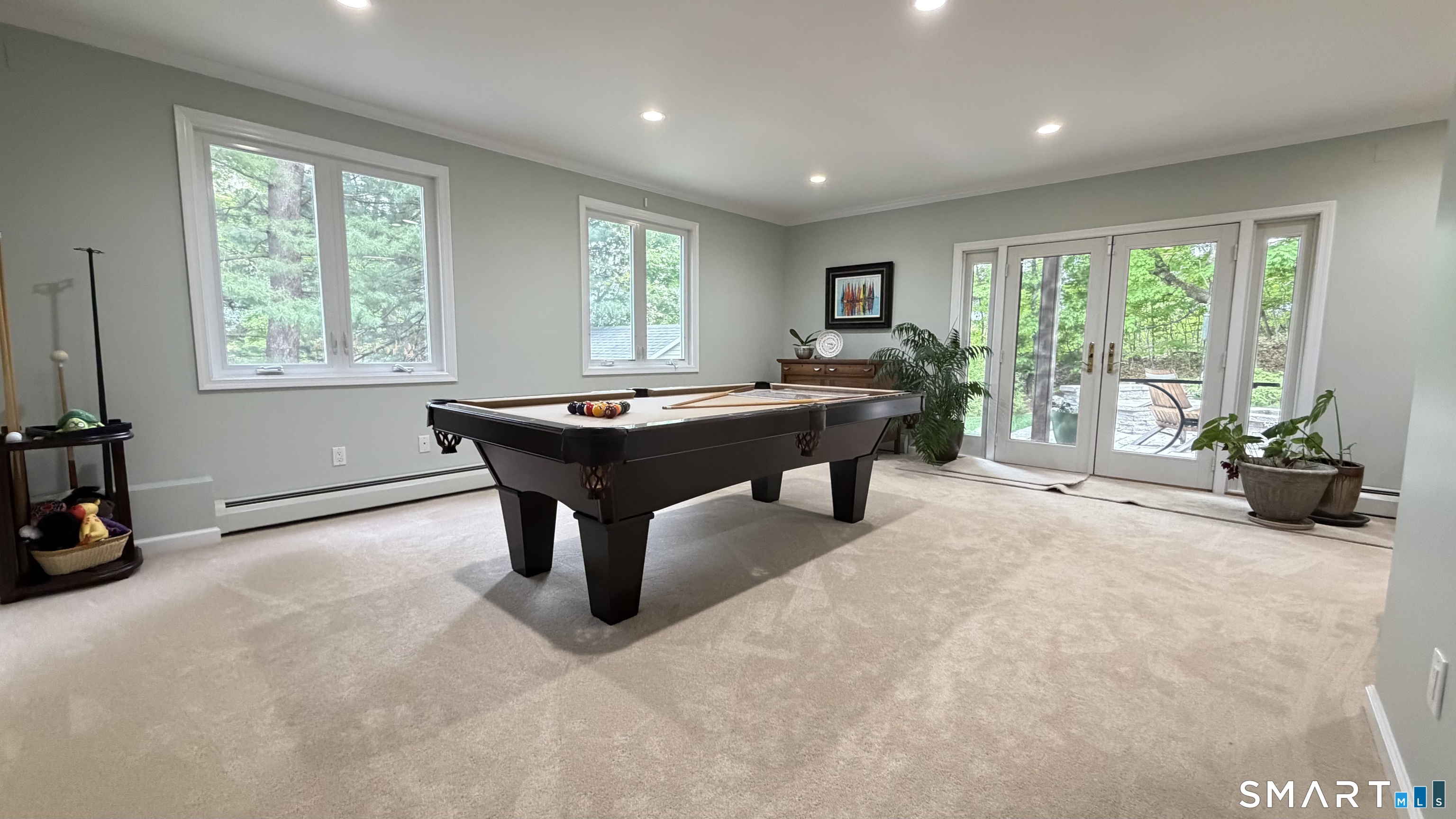 87 Warner Road Berlin, CT 06037 - Photo 17 of 22 a room with furniture and windows