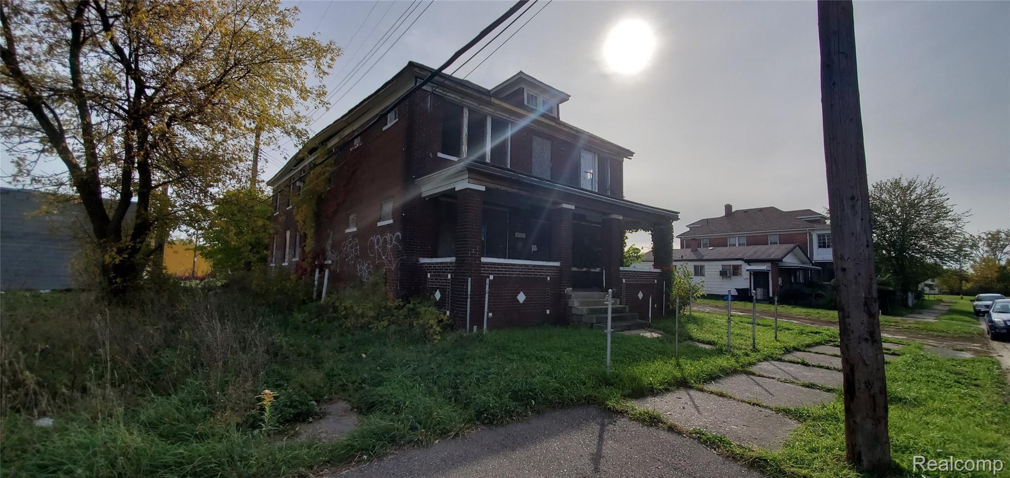 3725 Atkinson Street Detroit, MI 48206 - Photo 2 of 11 20191024_150109.jpg