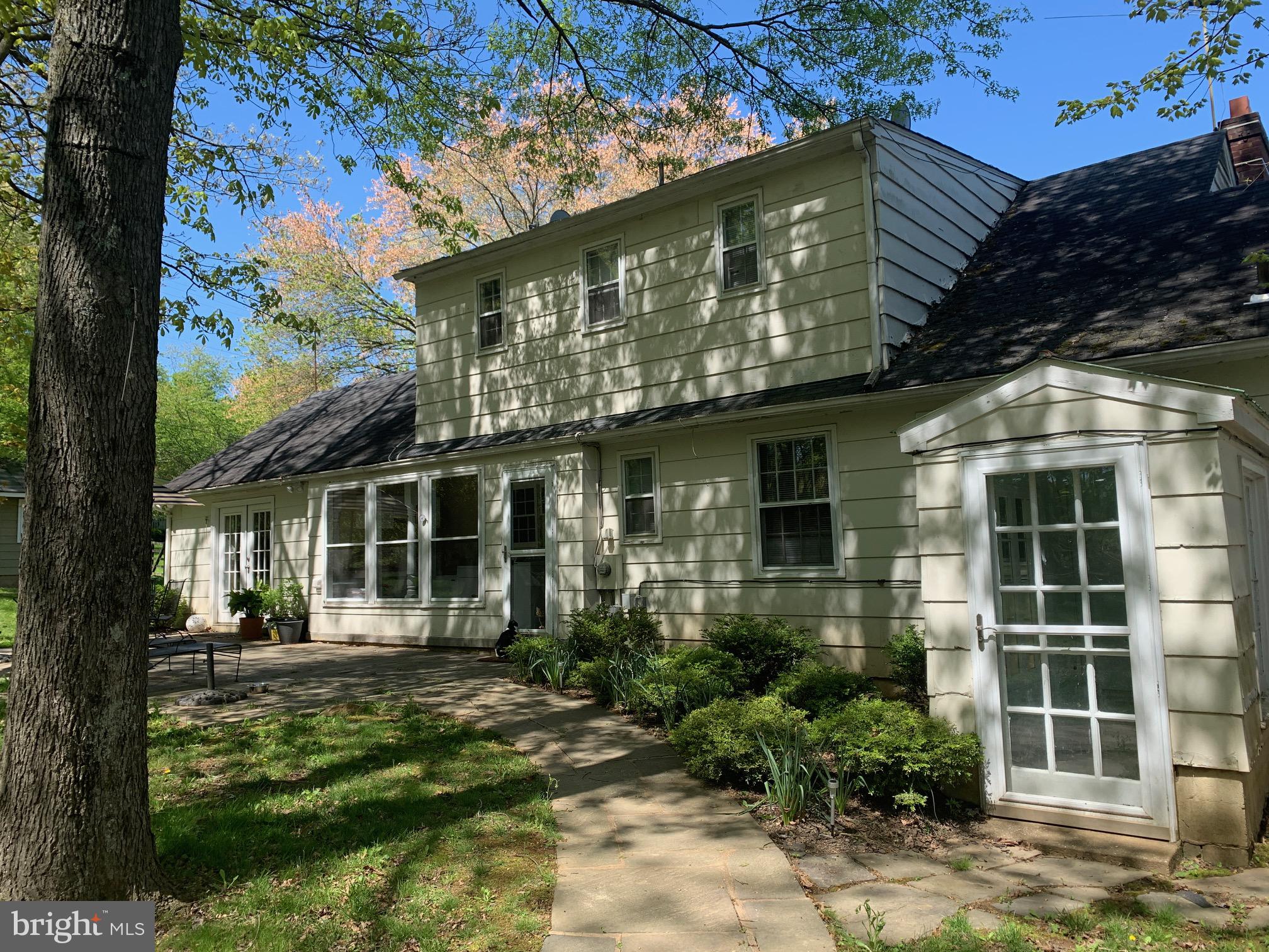 9267 Patrick Street Upperville, VA 20184 - Photo 1 of 43 Charming Upperville Cottage